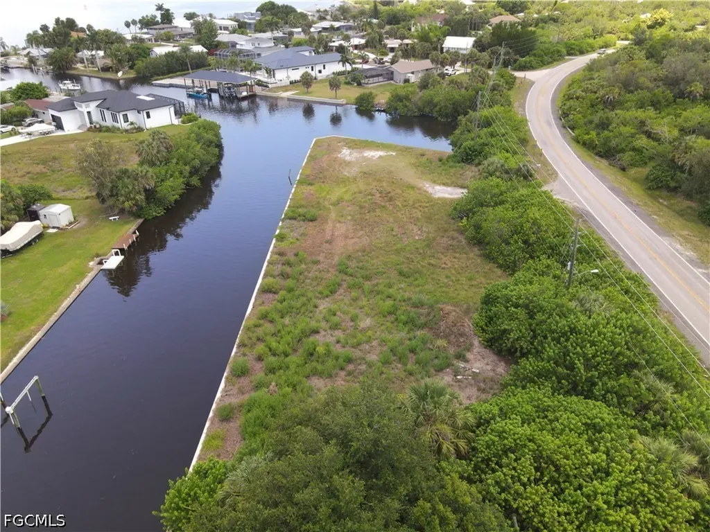 25301 Harborview Road Punta Gorda FL 33980