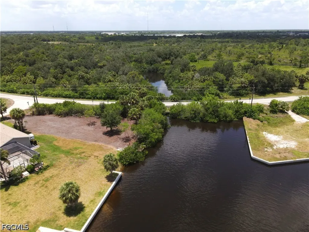 25301 Harborview Road Punta Gorda FL 33980