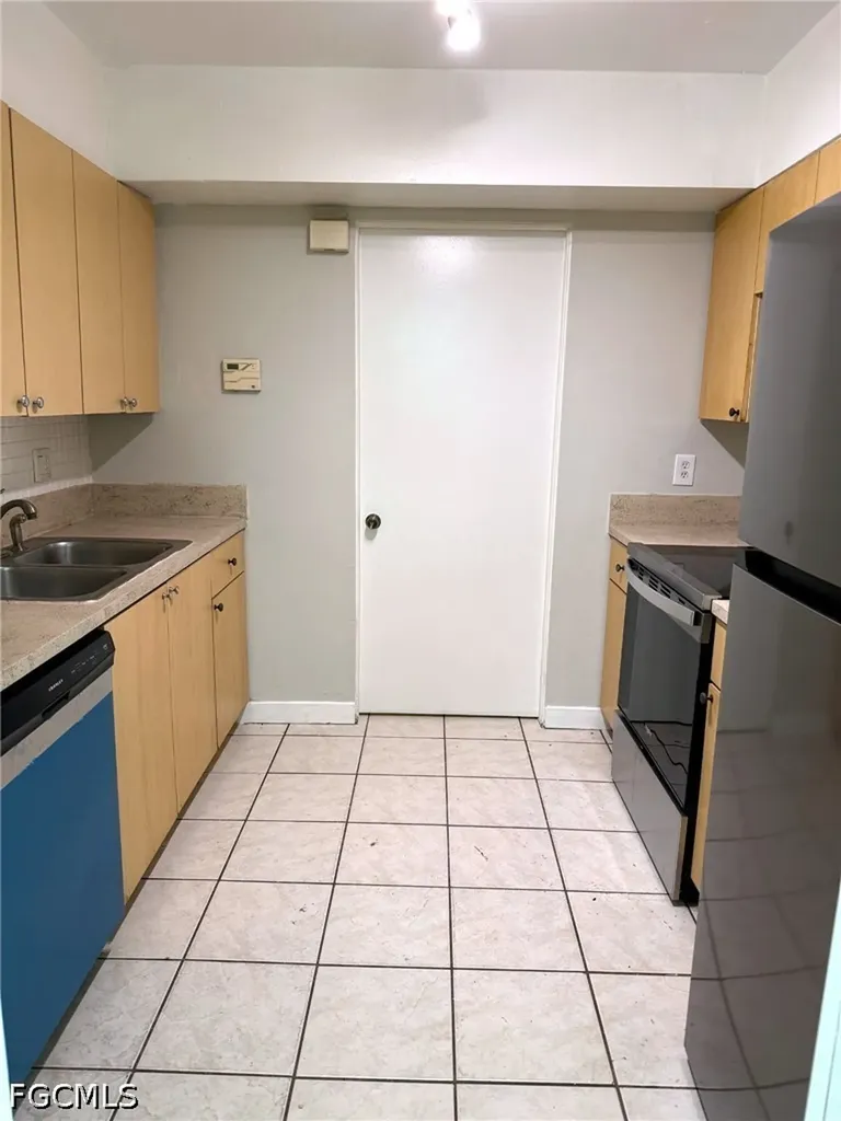 1830 Maravilla Avenue Fort Myers FL 33901