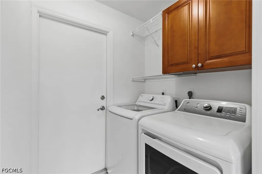 1514 NE 2nd Street Cape Coral FL 33909