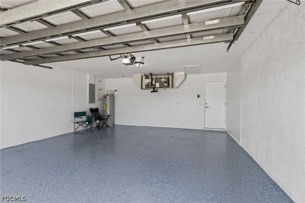 1514 NE 2nd Street Cape Coral FL 33909