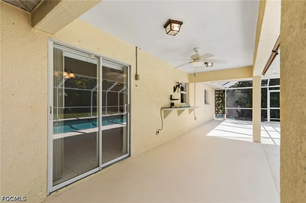 1514 NE 2nd Street Cape Coral FL 33909
