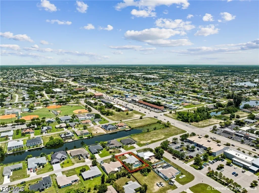 1514 NE 2nd Street Cape Coral FL 33909