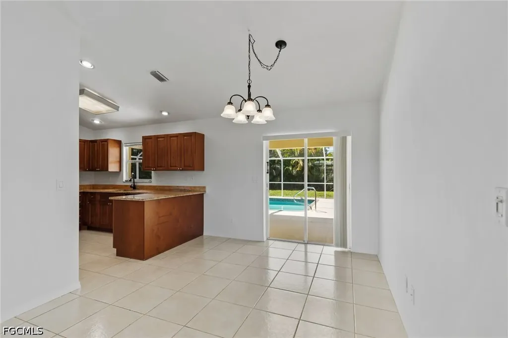 1514 NE 2nd Street Cape Coral FL 33909