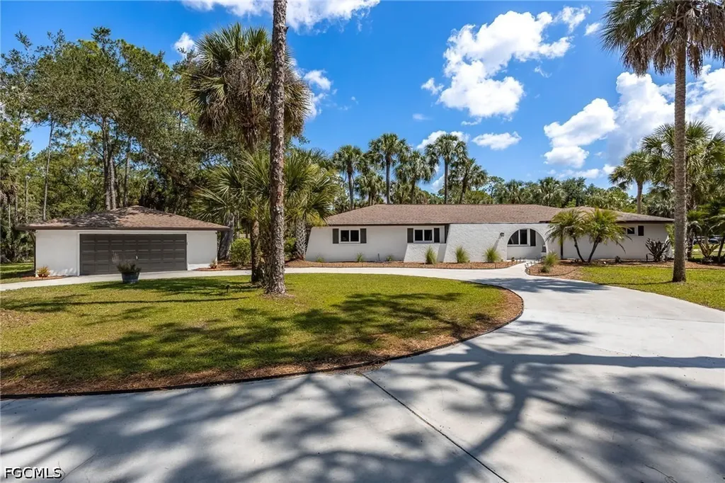 18381 Panther Trail Lane North Fort Myers FL 33917