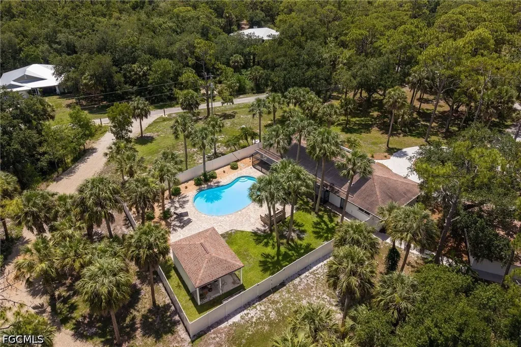 18381 Panther Trail Lane North Fort Myers FL 33917