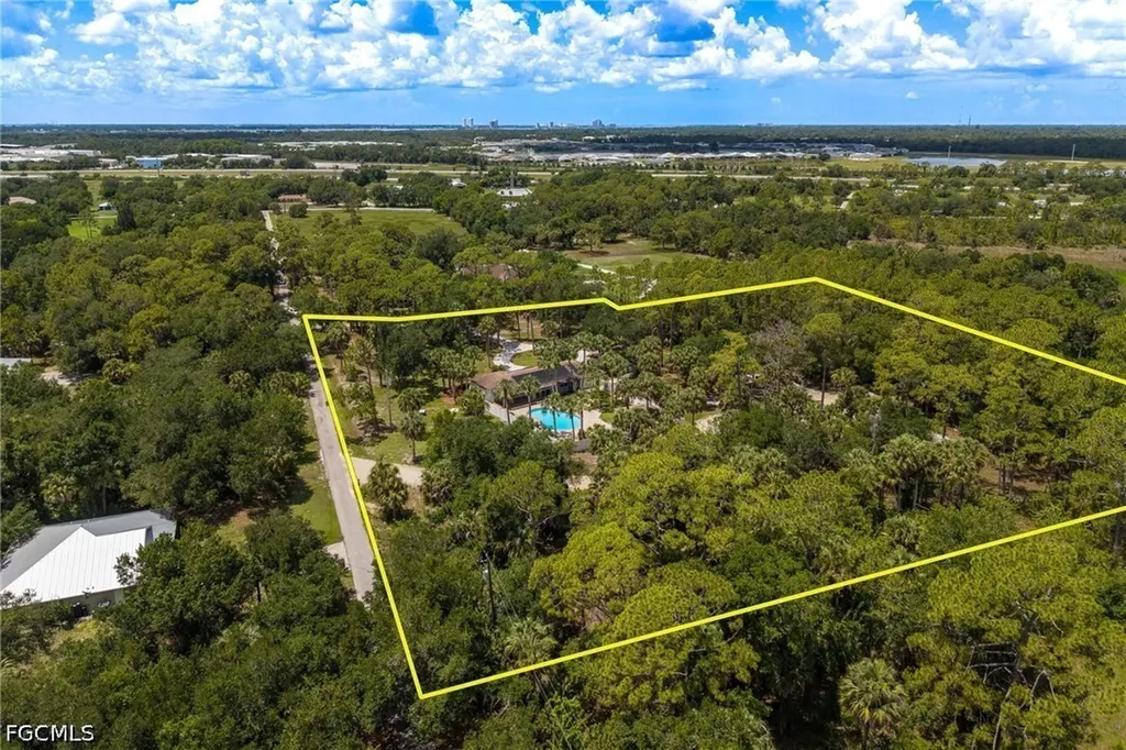 18381 Panther Trail Lane North Fort Myers FL 33917