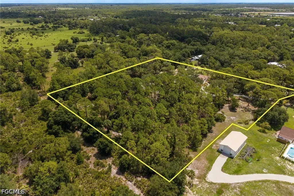 18381 Panther Trail Lane North Fort Myers FL 33917