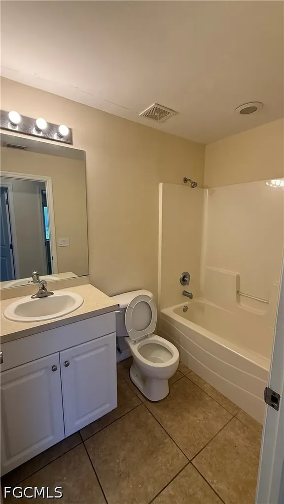 202 Hightower Avenue S Lehigh Acres FL 33973