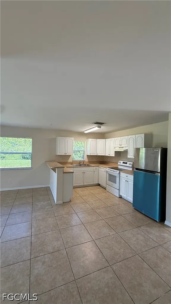202 Hightower Avenue S Lehigh Acres FL 33973