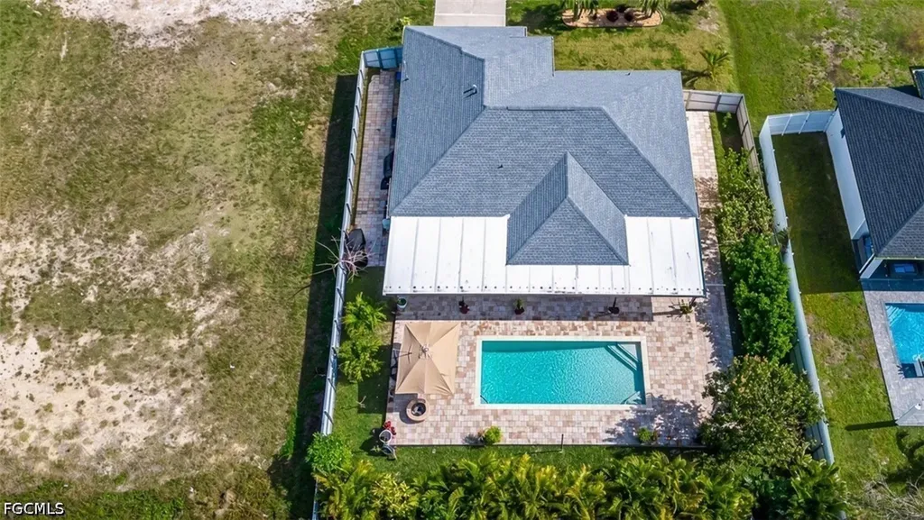1006 NE 2nd Place Cape Coral FL 33909