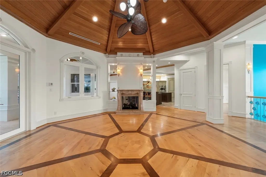 4725 Rue Belle Mer Sanibel FL 33957