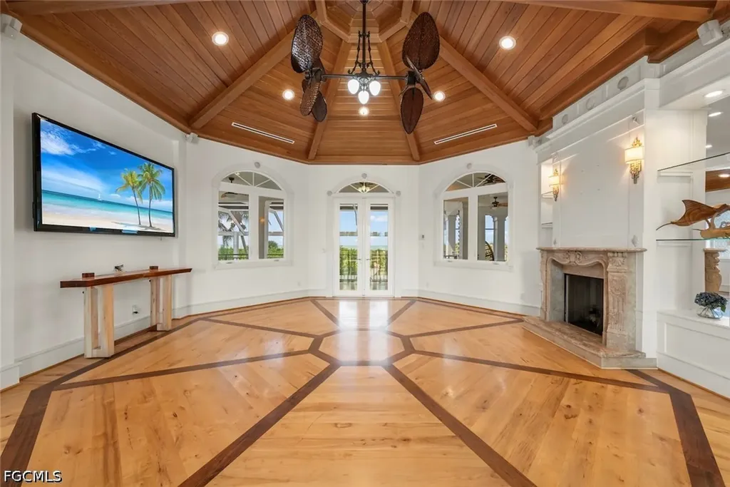 4725 Rue Belle Mer Sanibel FL 33957