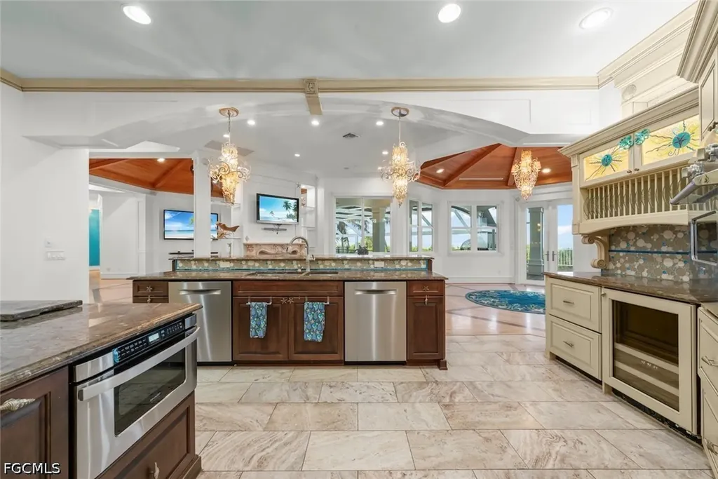 4725 Rue Belle Mer Sanibel FL 33957