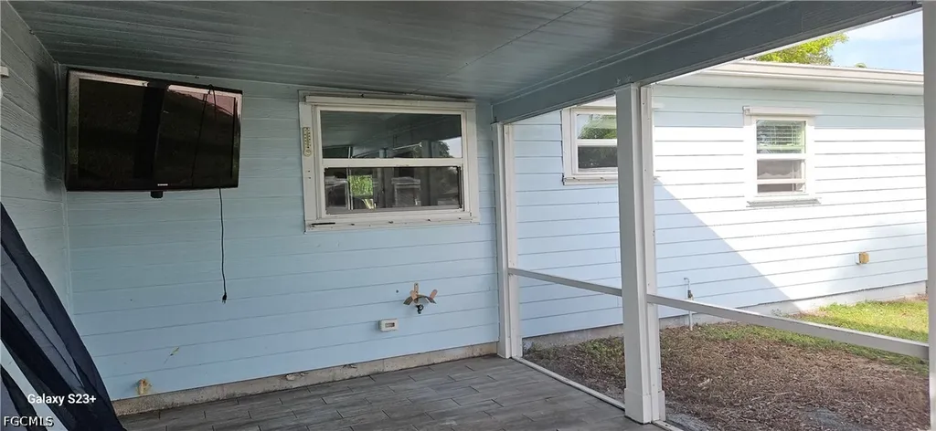 1626 Grace Avenue Fort Myers FL 33901