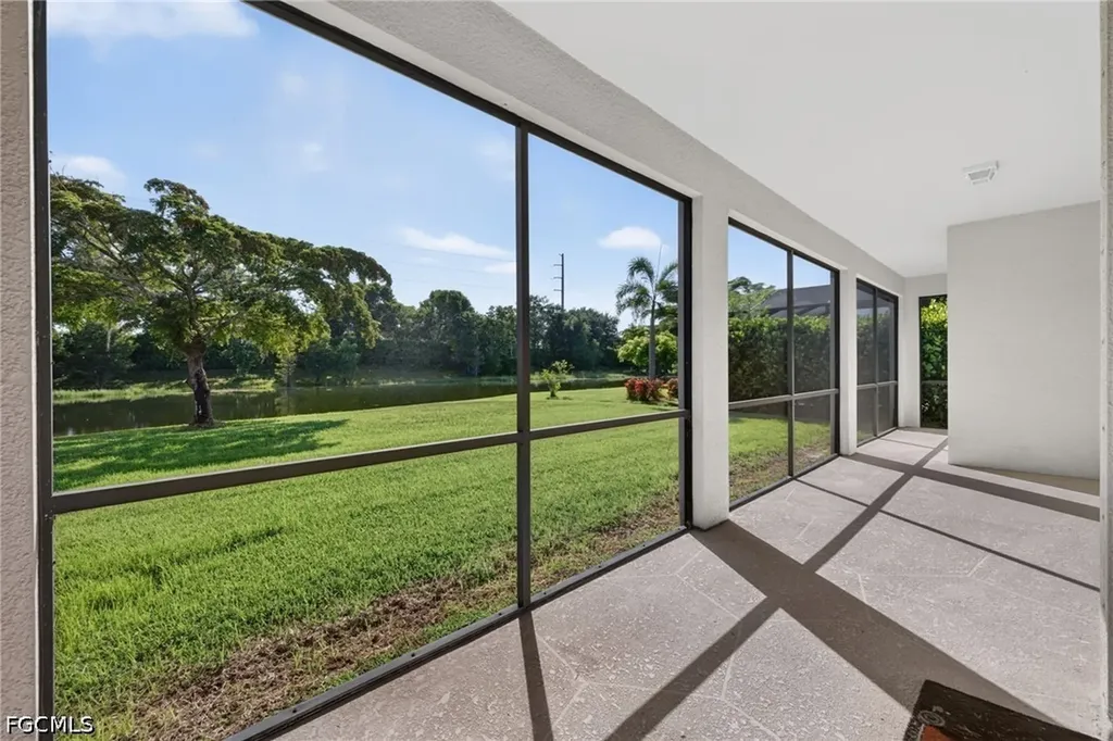 12755 Stone Tower Loop Fort Myers FL 33913