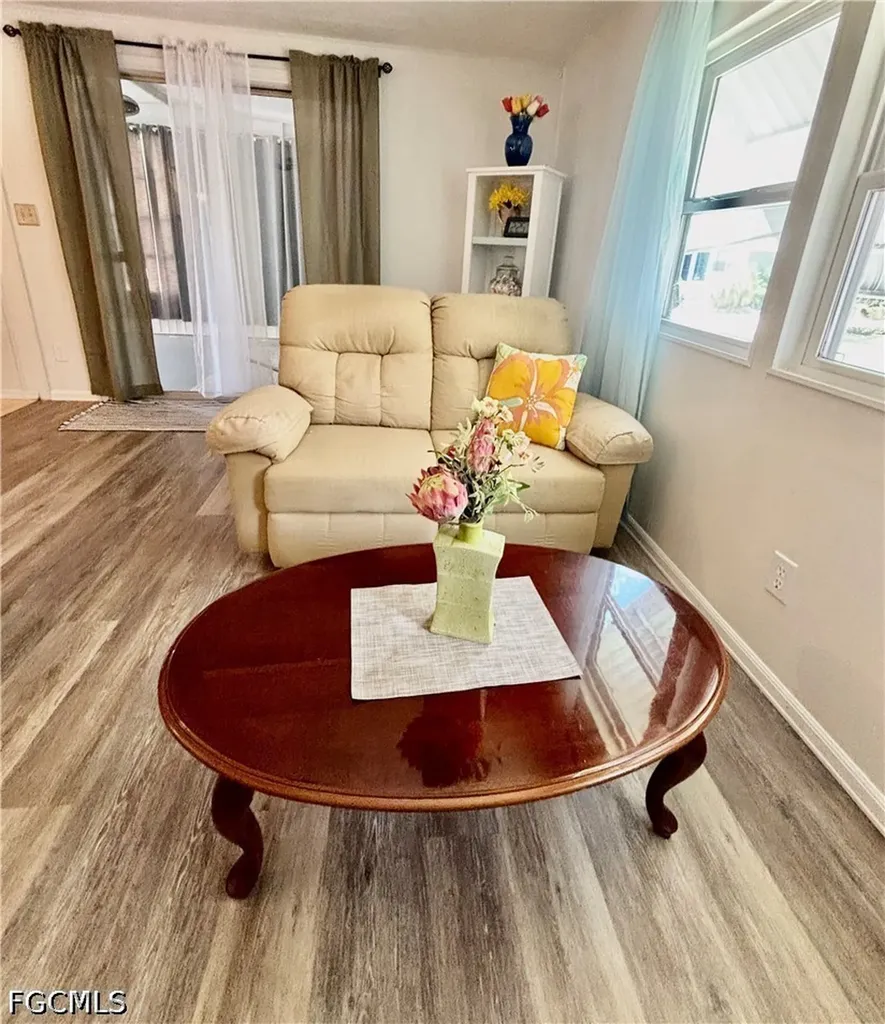 730 Knotty Pine Circle North Fort Myers FL 33917