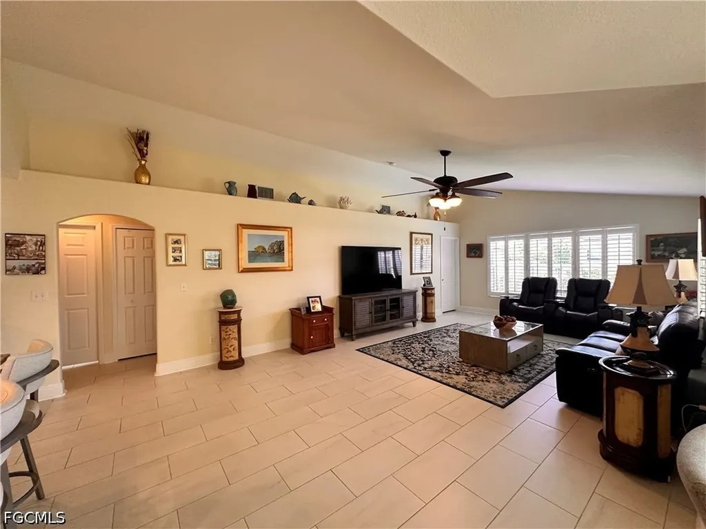 2916 Van Buren Parkway Cape Coral FL 33993