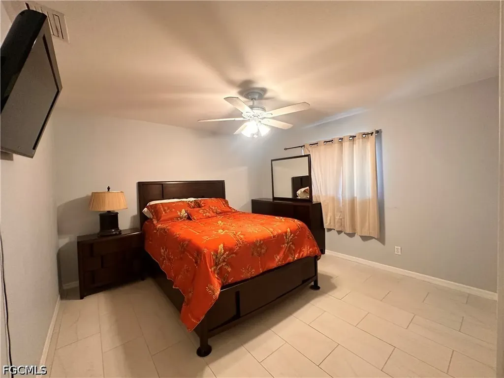 2916 Van Buren Parkway Cape Coral FL 33993