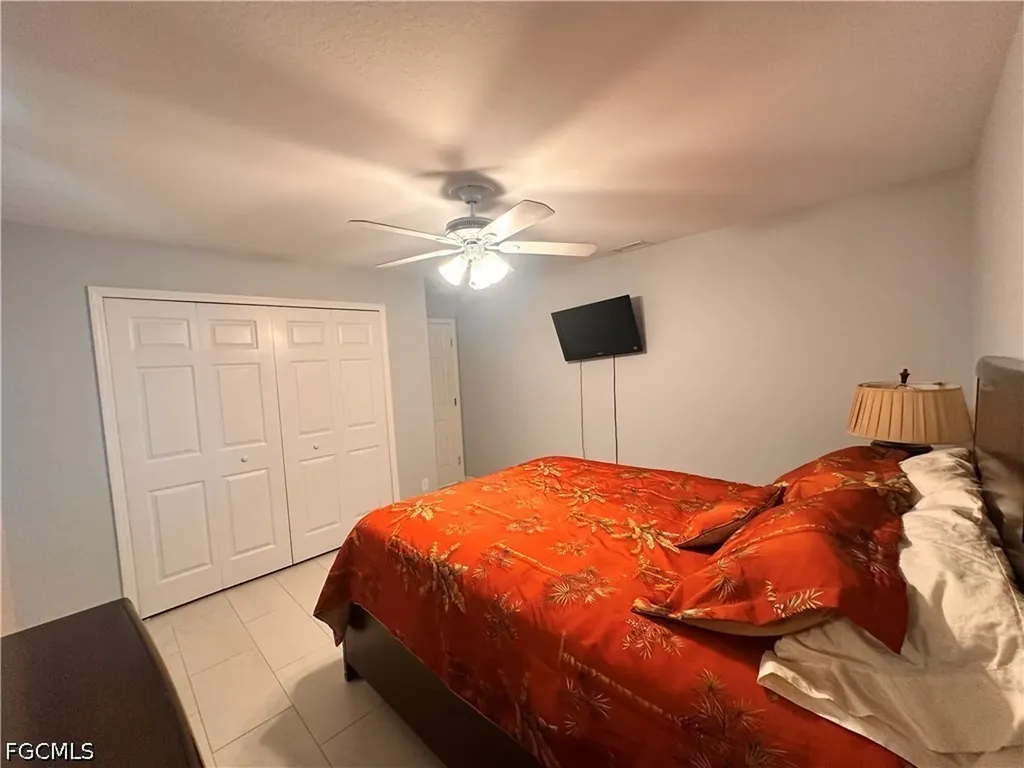 2916 Van Buren Parkway Cape Coral FL 33993