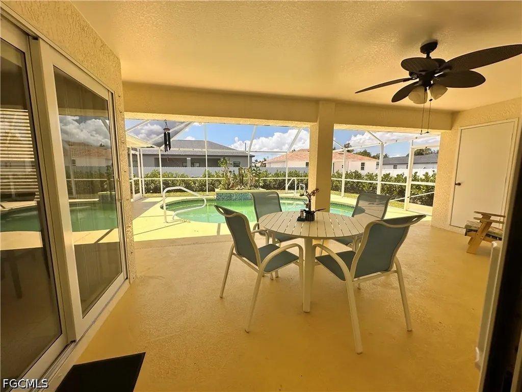 2916 Van Buren Parkway Cape Coral FL 33993