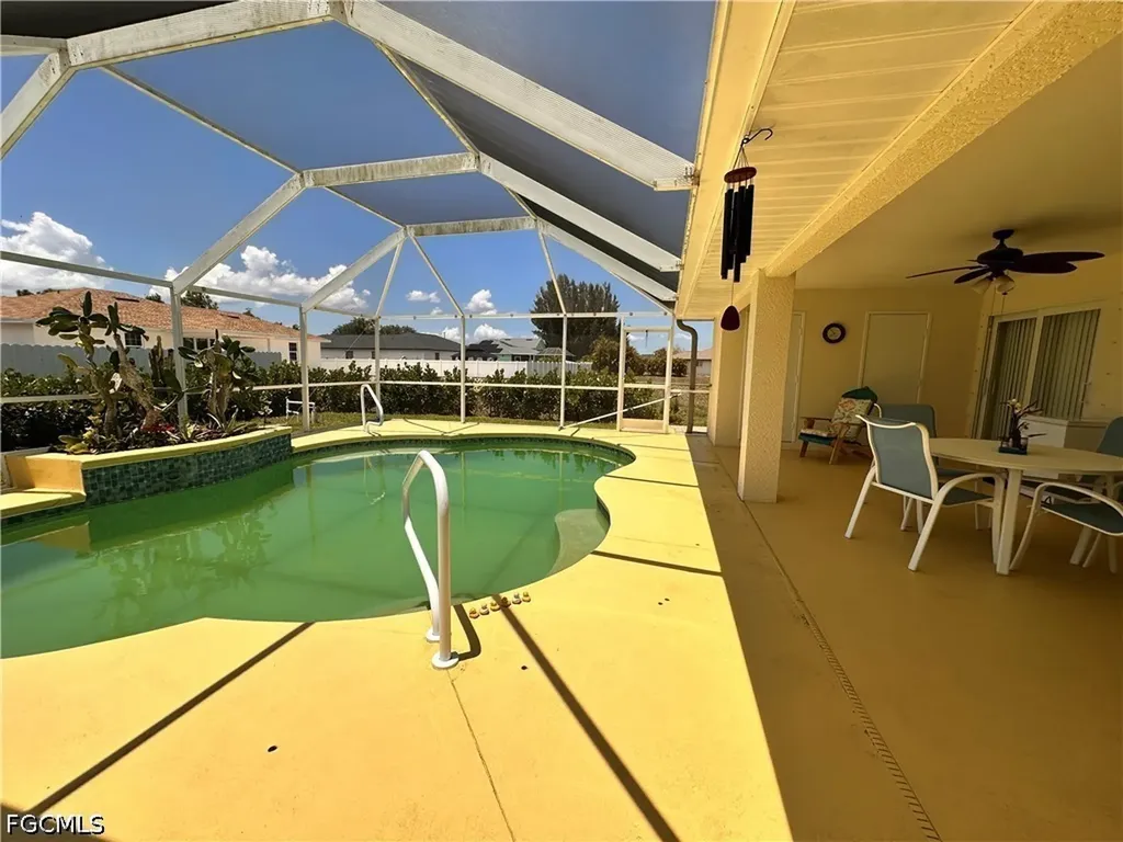 2916 Van Buren Parkway Cape Coral FL 33993