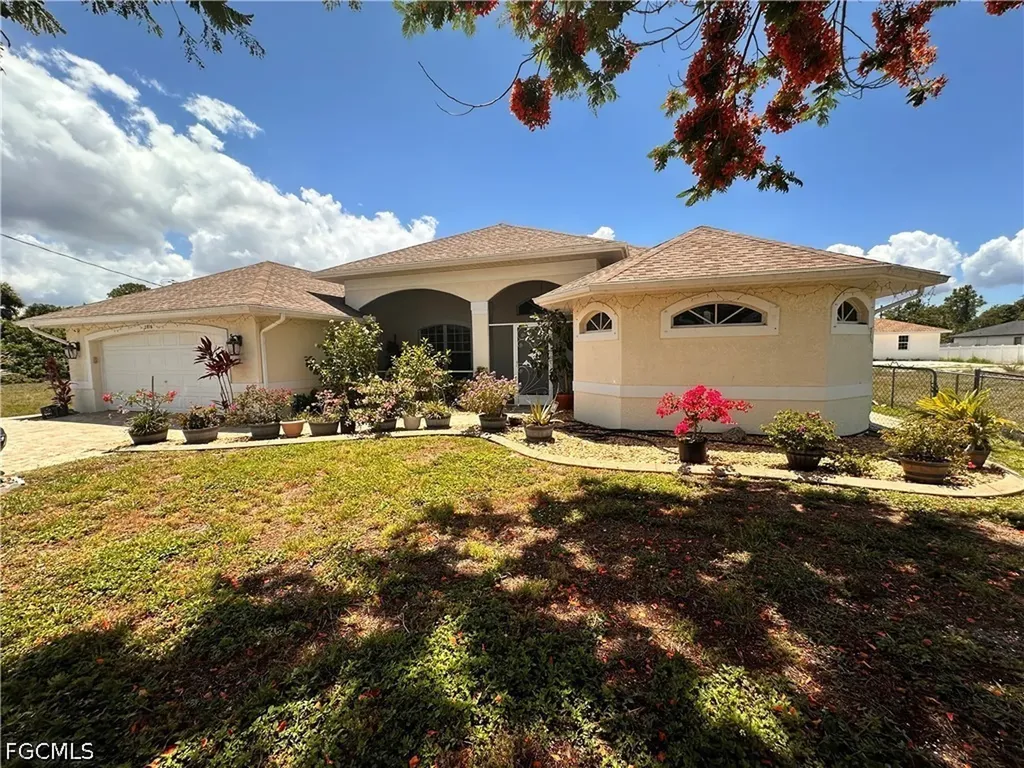 2916 Van Buren Parkway Cape Coral FL 33993