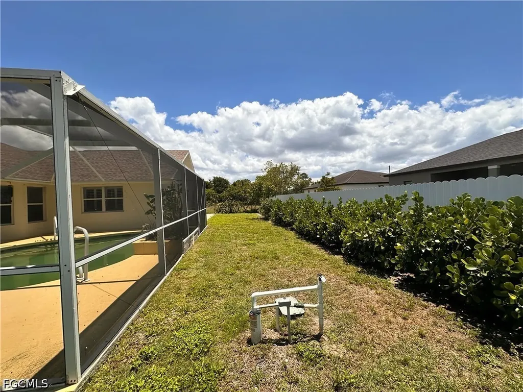 2916 Van Buren Parkway Cape Coral FL 33993