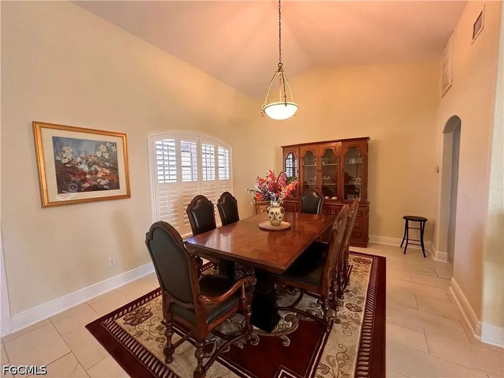 2916 Van Buren Parkway Cape Coral FL 33993