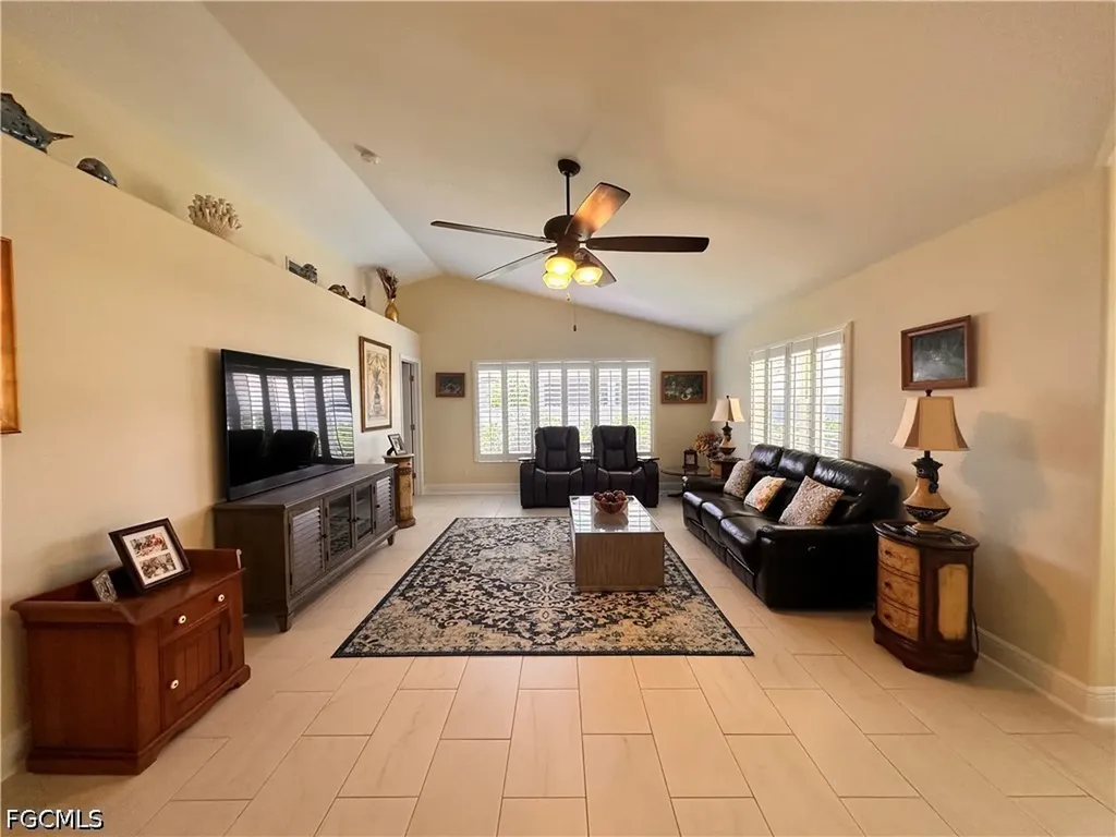 2916 Van Buren Parkway Cape Coral FL 33993
