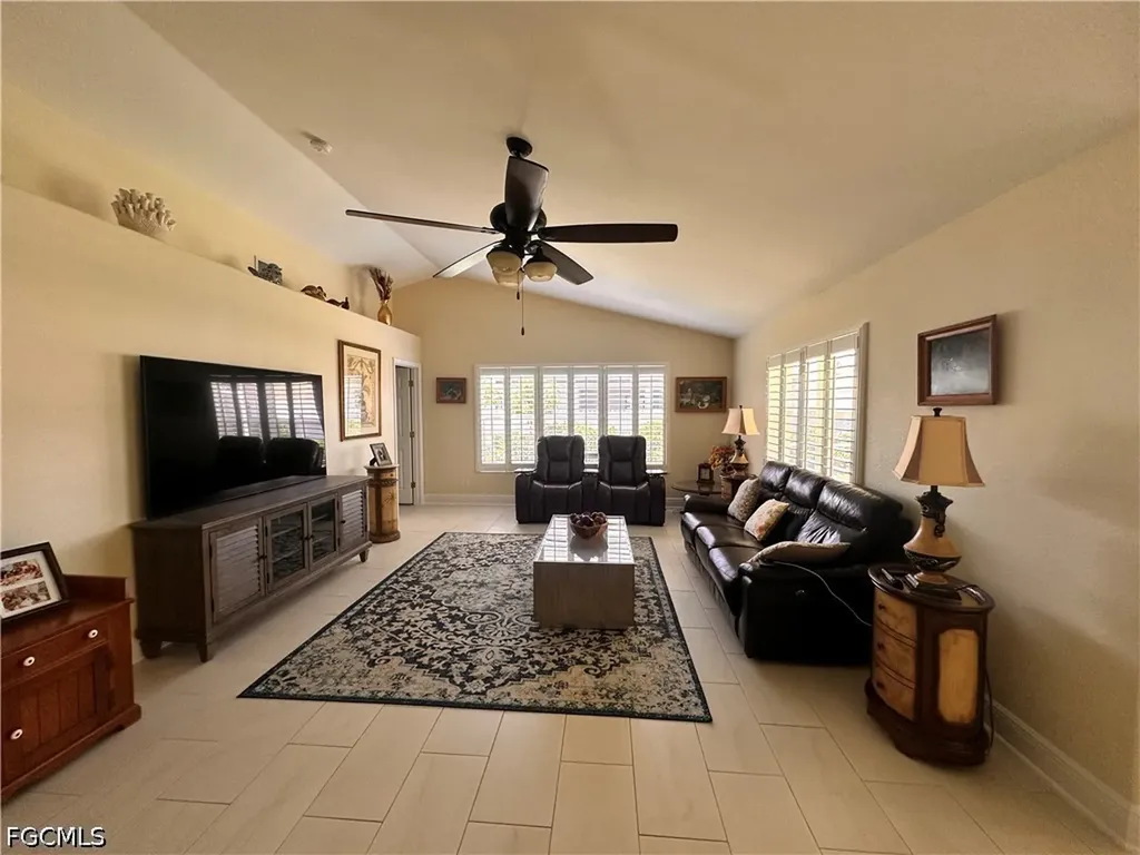 2916 Van Buren Parkway Cape Coral FL 33993