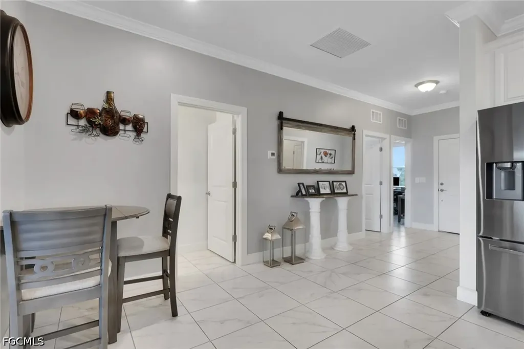 1517 NE 8th Place Cape Coral FL 33909