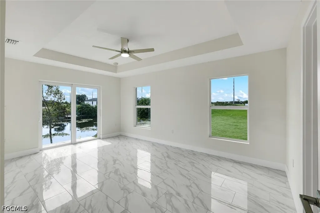 2622 NE 1st Place Cape Coral FL 33909