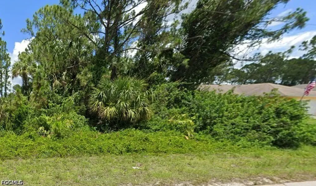 3216 70th Street W Lehigh Acres FL 33971