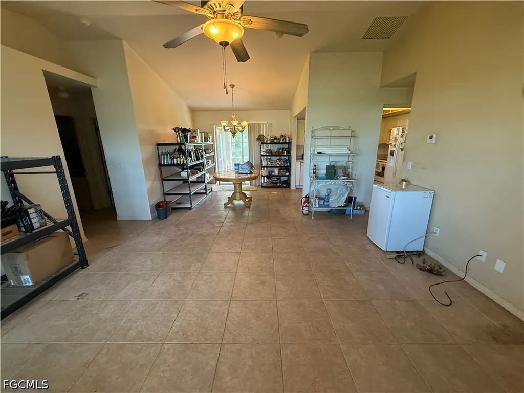 Cape Coral FL, 827 NE 17th Terrace