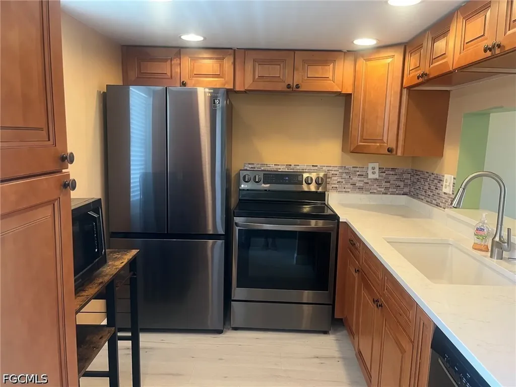 6220 Augusta Drive Fort Myers FL 33907