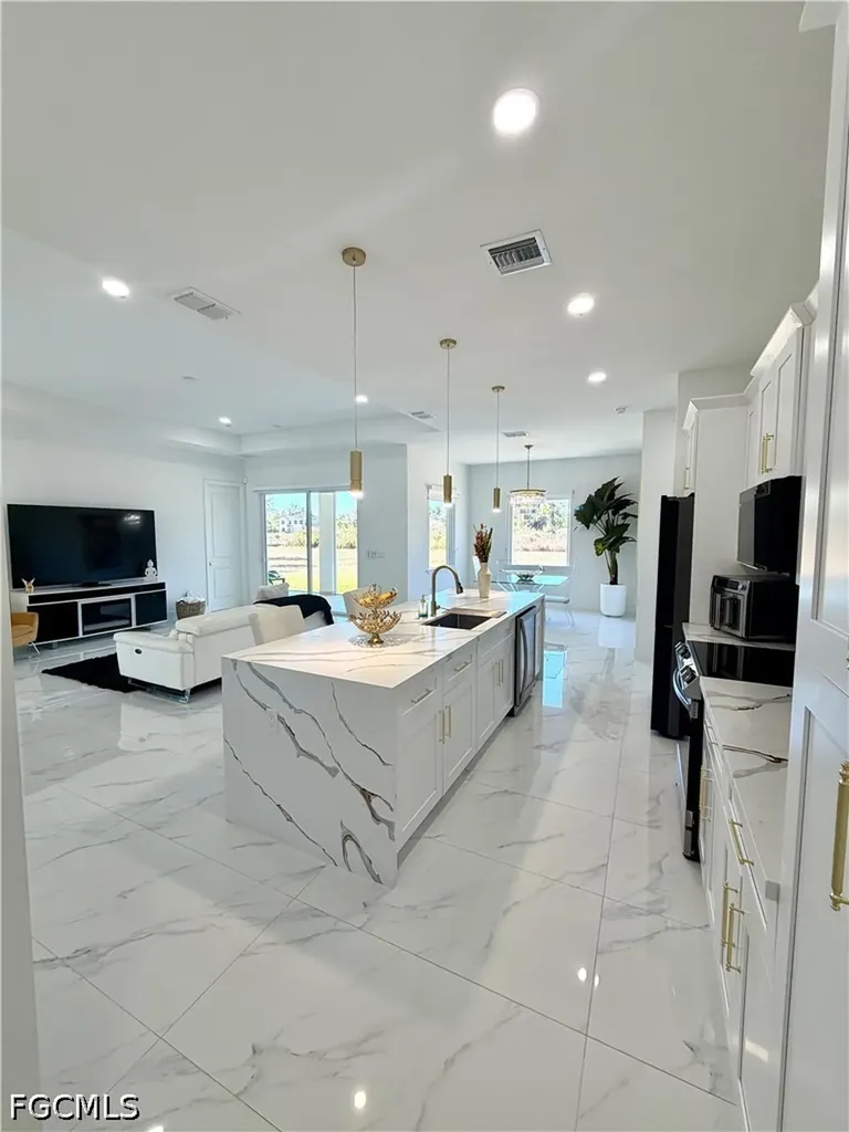 813 Highland Avenue Lehigh Acres FL 33972