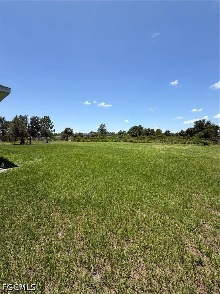 813 Highland Avenue Lehigh Acres FL 33972