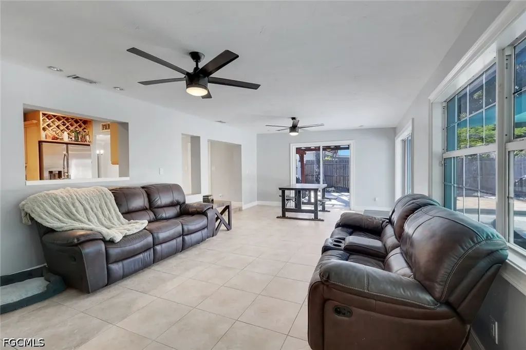 8327 Riviera Avenue Fort Myers FL 33919