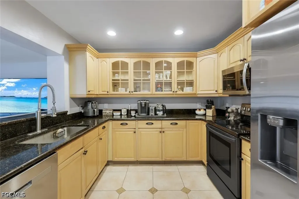 8327 Riviera Avenue Fort Myers FL 33919