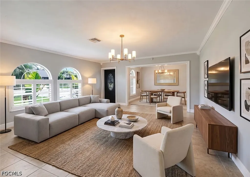 8327 Riviera Avenue Fort Myers FL 33919