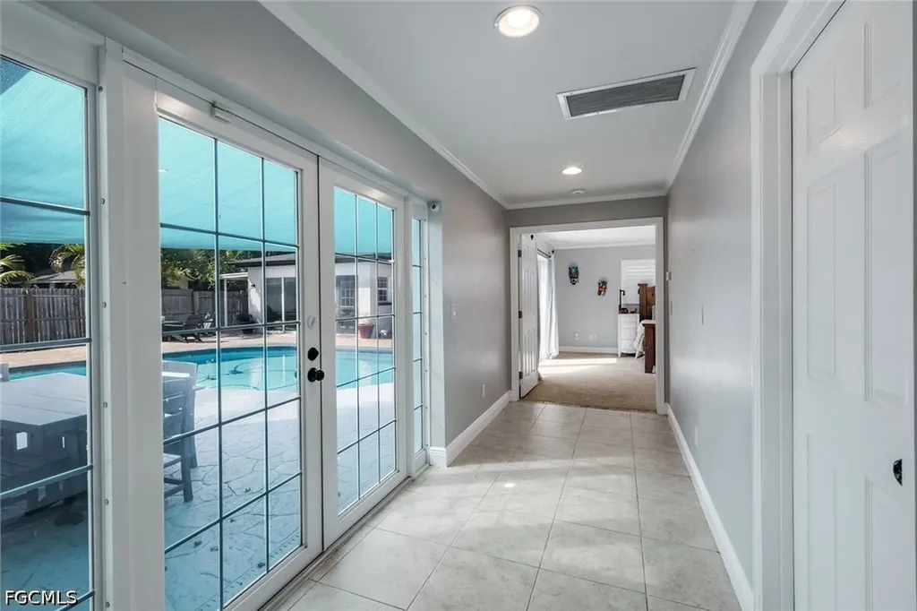 8327 Riviera Avenue Fort Myers FL 33919