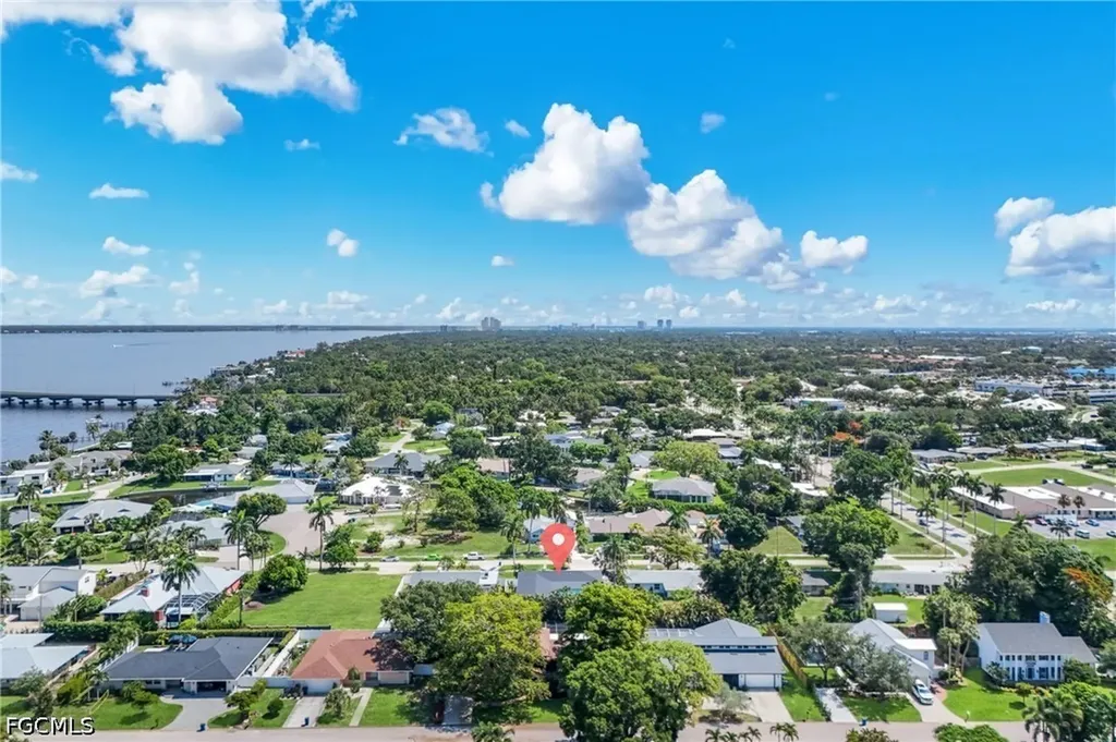 8327 Riviera Avenue Fort Myers FL 33919