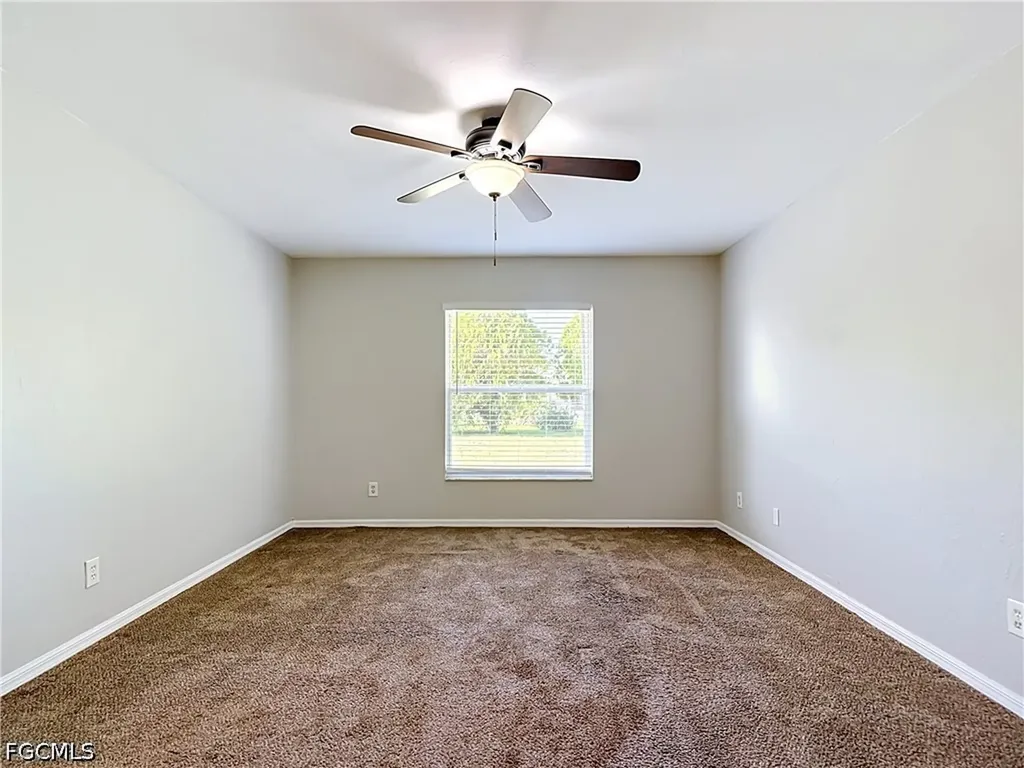 528 SE 27th Street Cape Coral FL 33904