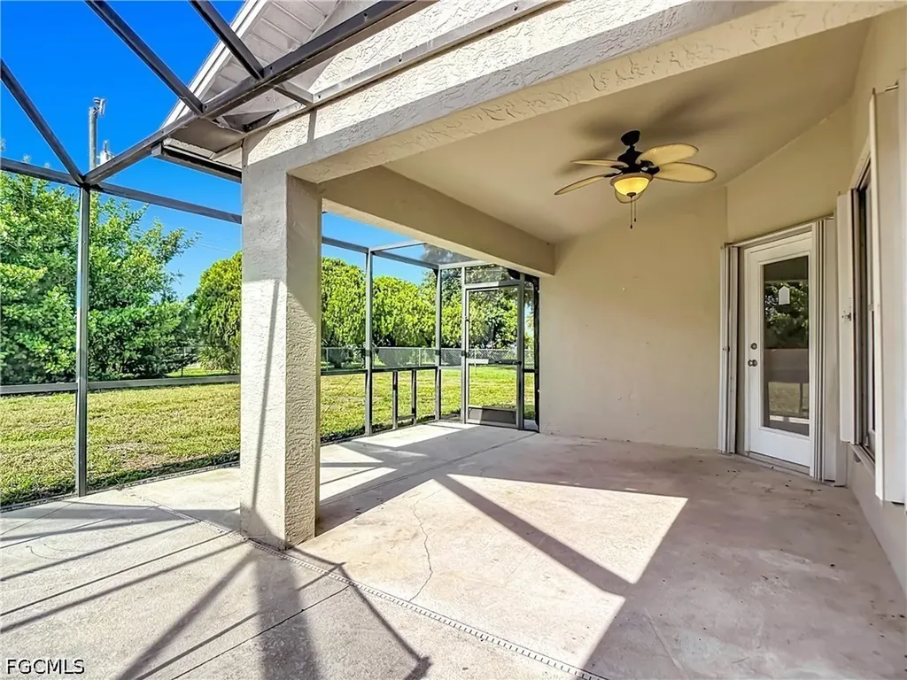 528 SE 27th Street Cape Coral FL 33904