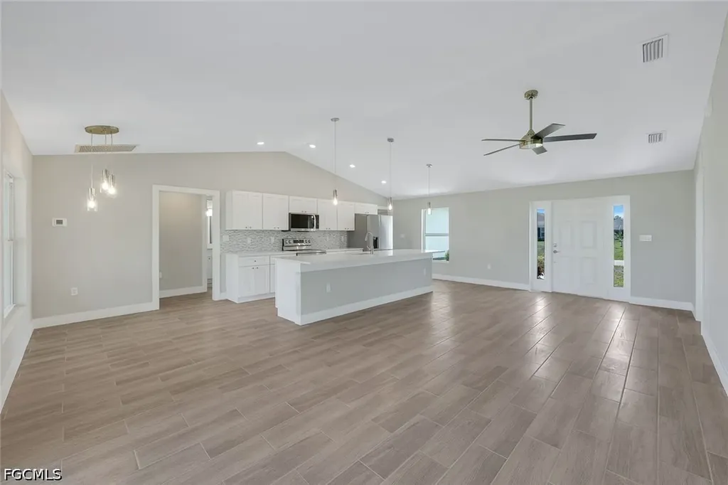 4408 NE 21st Place Cape Coral FL 33909