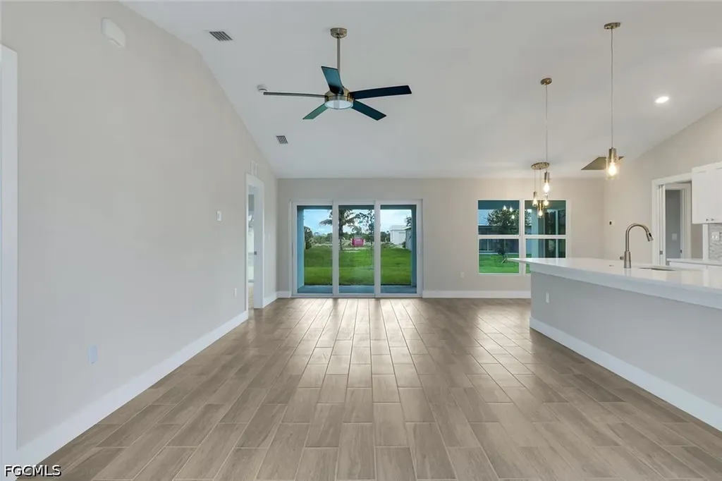 4408 NE 21st Place Cape Coral FL 33909