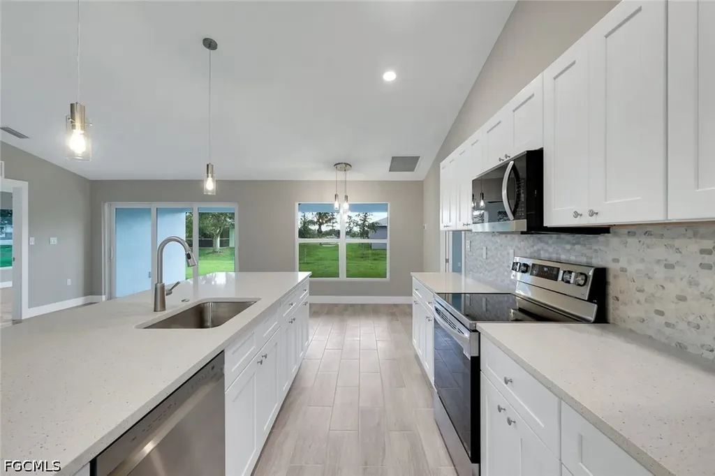 4408 NE 21st Place Cape Coral FL 33909
