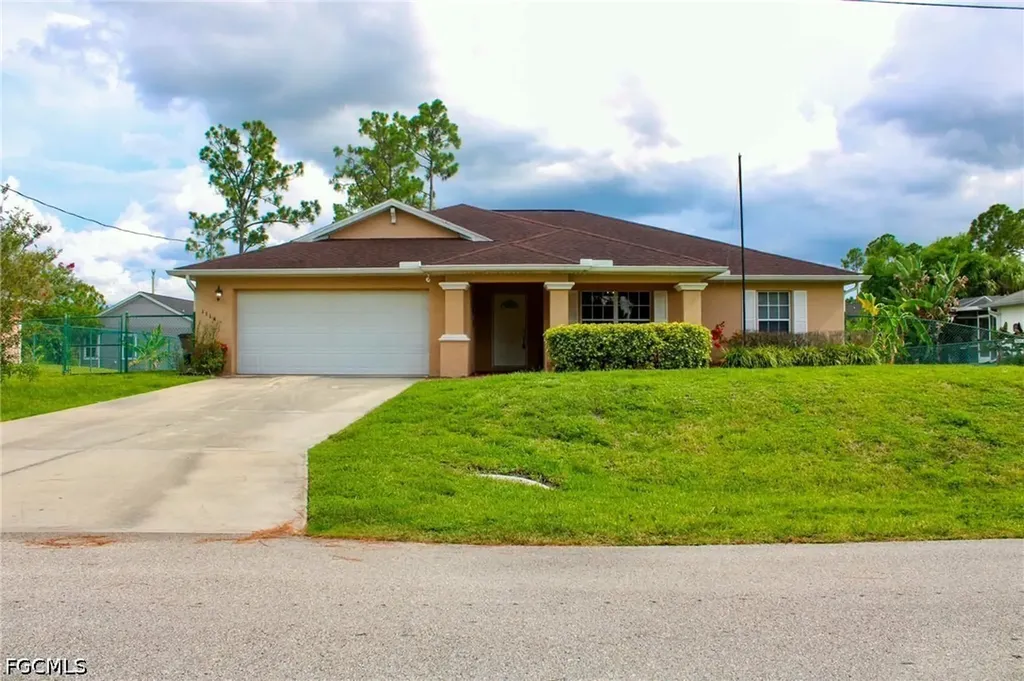 1114 Barfield Street E Lehigh Acres FL 33974