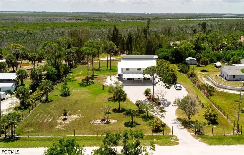 8626 Redwood Drive St. James City FL 33956